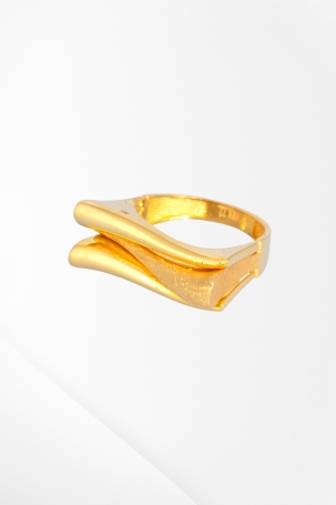 22 Ayar Altın Asimetrik Kavisli Modern Yüzük 7,56 GR Ürün Kodu: YZ07466 - 2