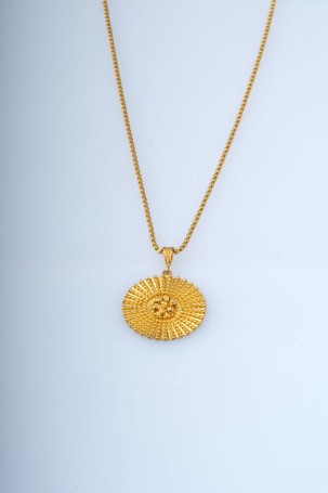 22 Ayar Altın Çiçek Motifli & Işın Desenli Oval Kolye Ucu 7,13 GR Ürün Kodu: KLY4602 - 2