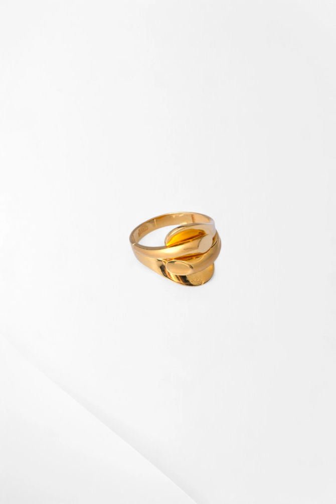 22 Ayar Altın Kavisli Modern Tasarım Yüzük 6,46 GR Ürün Kodu: YZ07548 - 1
