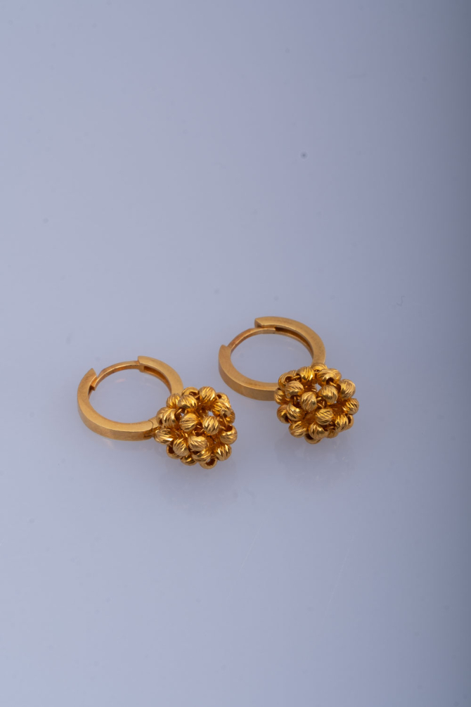 22 Ayar Altın Örgü Top Charm'lı Halka Küpe 6,94 GR Ürün Kodu: KP06977 - 3